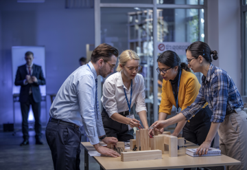 The Myth of the Lone Genius: Why Great Products Come from Strong Teams